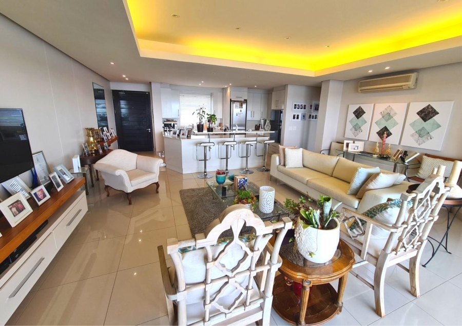 To Let 2 Bedroom Property for Rent in Mouille Point Western Cape